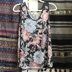 Loft floral tank top!